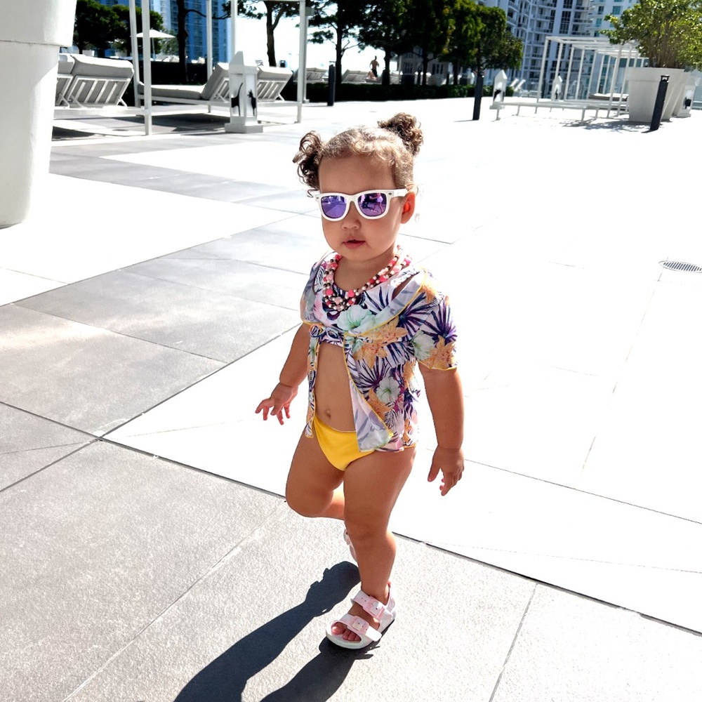 Two Tropical Kids Swim Sets